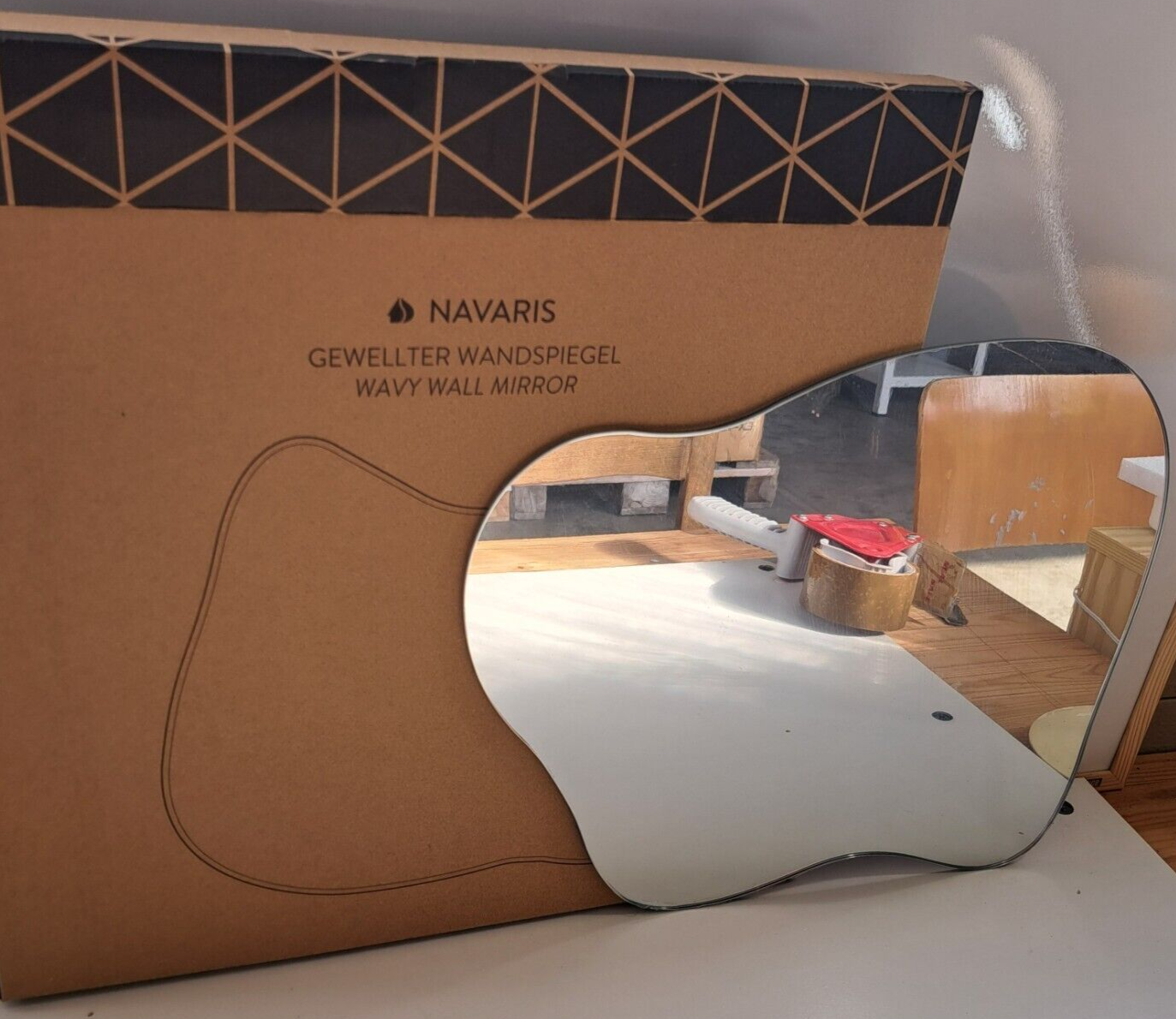 Gewellter Wandspiegel, Neu, Design Spiegel – Fleischmann