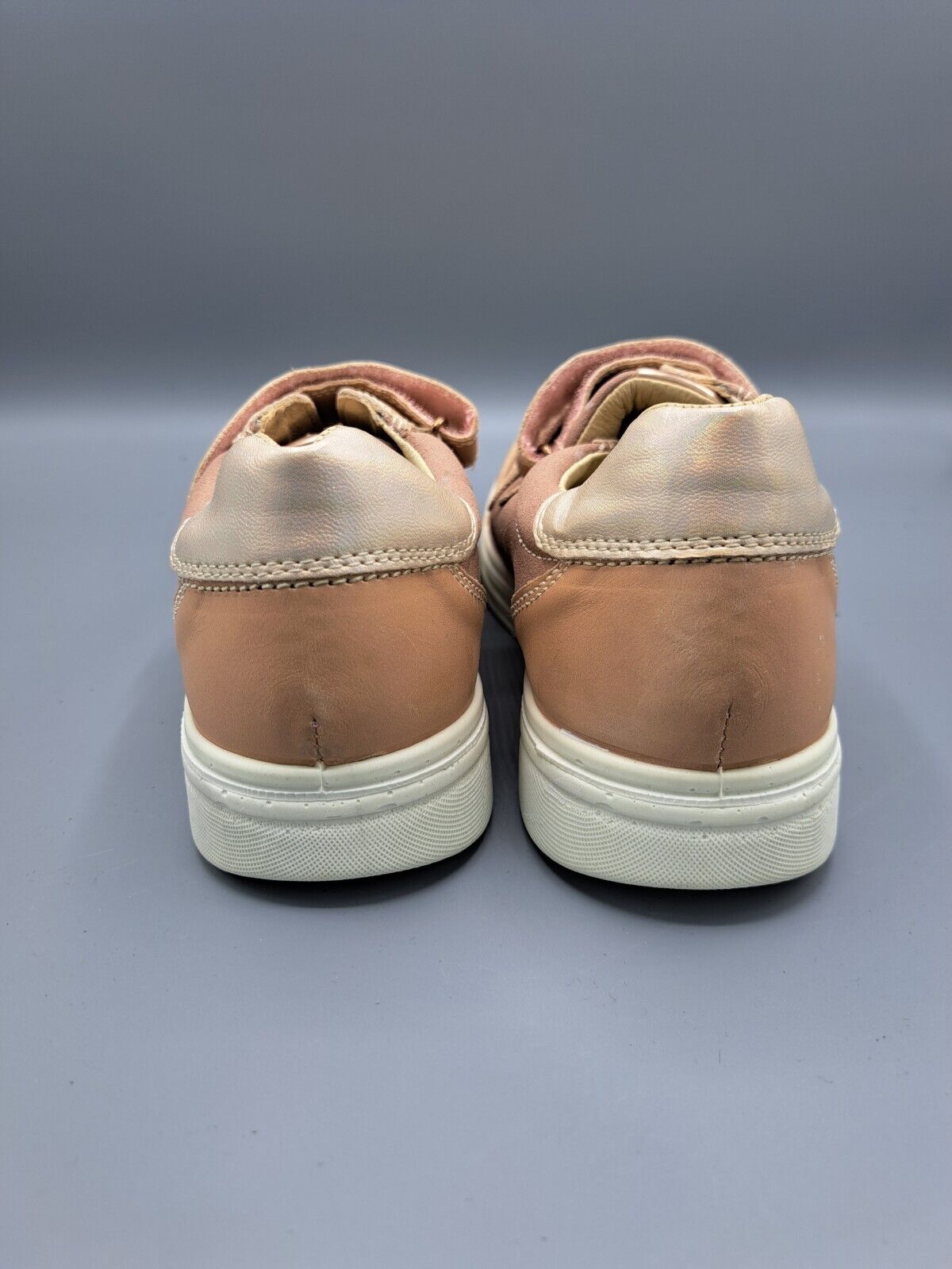 Primigi Star Kinderschuhe Größe 37