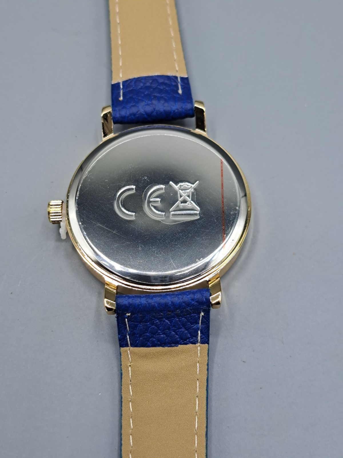 K-Mail Order Armbanduhr, Blau