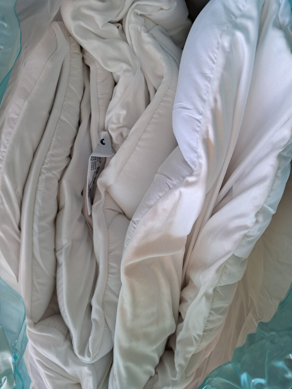 POLYSOFT Unterbett HeiQ MINT 4-Loch-Hohlfaser Wolkensteppung 180x200