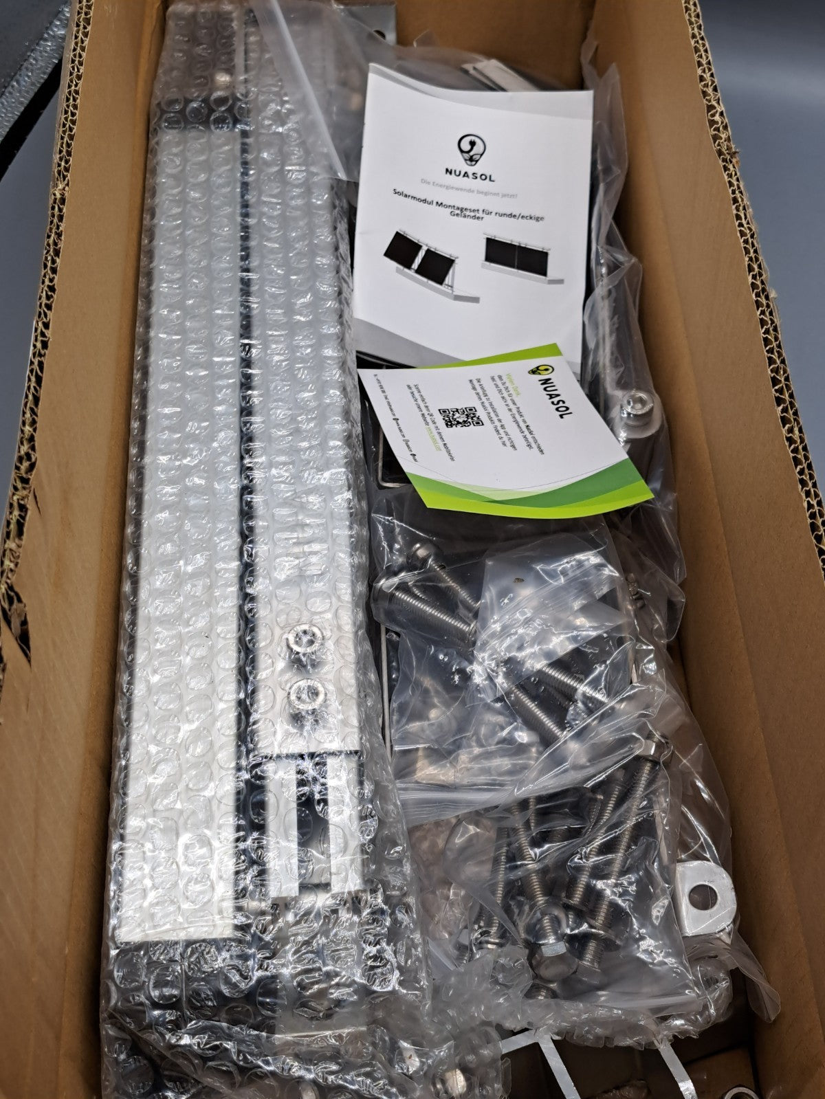 Nuasol Solarmodul Montageset für runde/eckige Geländer