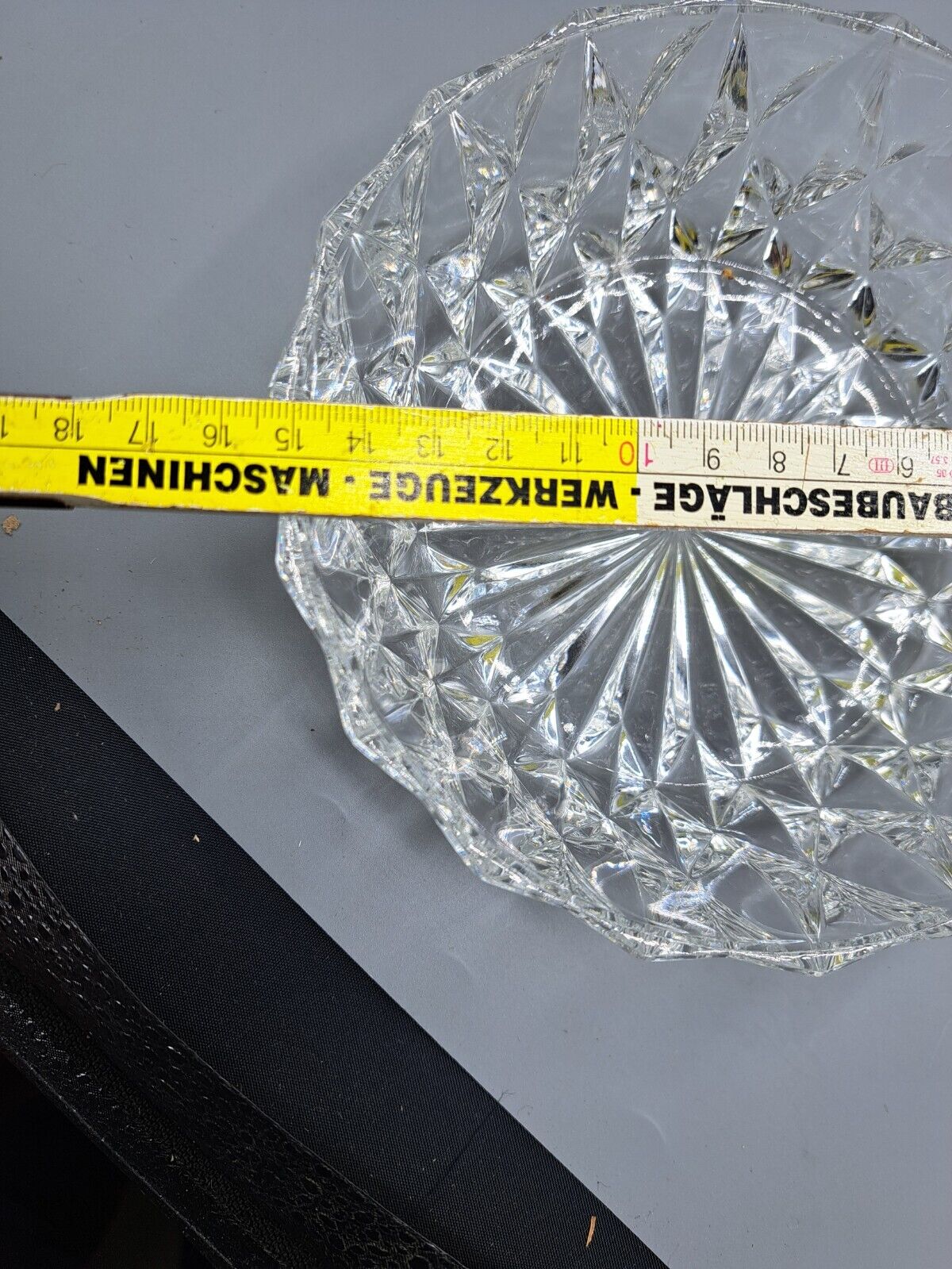 Antiquität, Glas, Glasschüssel, 21 cm und 15 cm