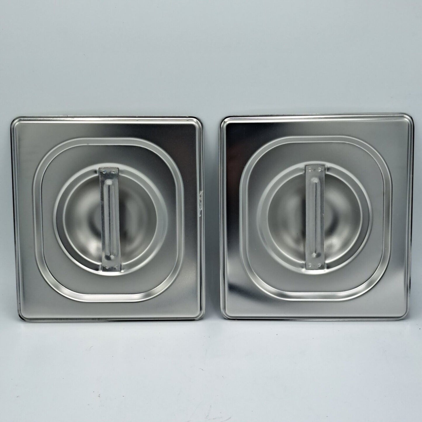 Massiver Deckel aus Edelstahl für Gastronomiebehälter 1/6 Größe, 2Stück