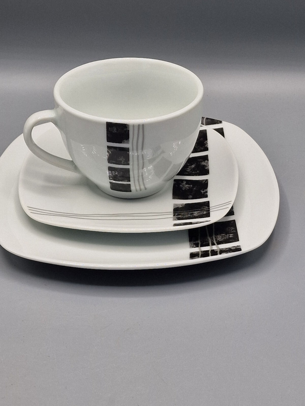 Arte Viva, Kaffeeservice 18-teilig, Abstrakt