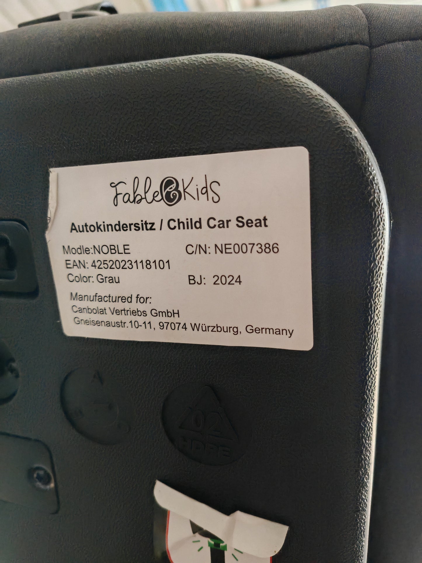Fable Kids Noble Autokindersitz Grau mit Station Babysitz Kinder Auto