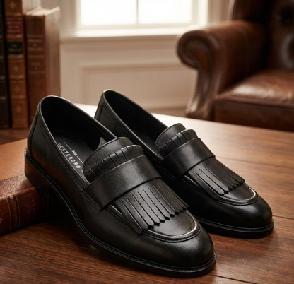 Paul Vesterbro Damen Loafer Gr. 39 Schwarz Leder Fransen Slipper Halbschuhe G2