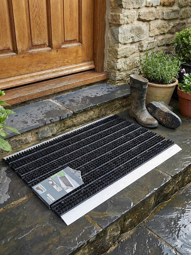 Norwich Outdoor Borstenmatte 43×75 cm | Robuste Fußmatte für draußen