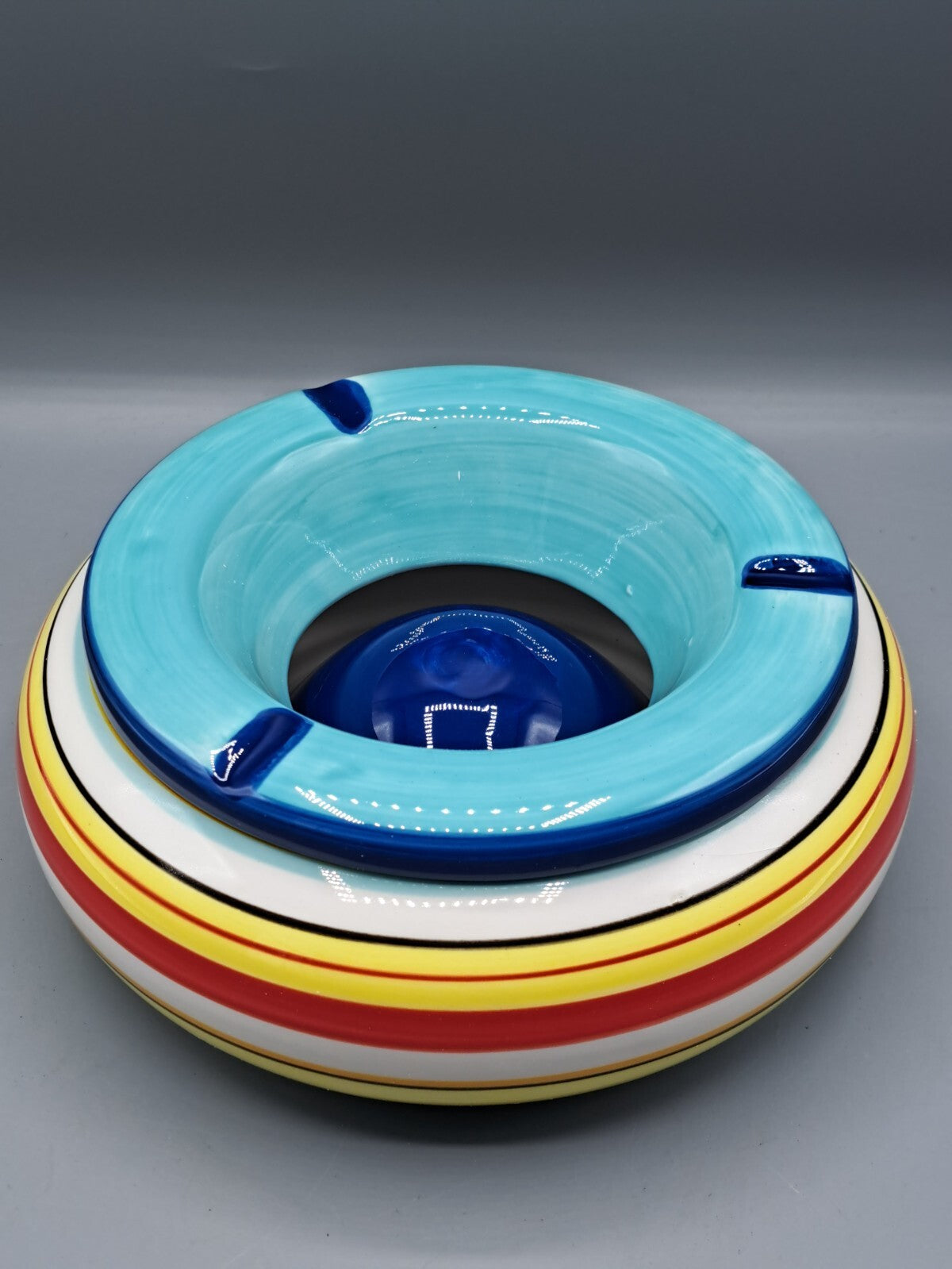 com-four Sturmaschenbecher, Blau, gestreift