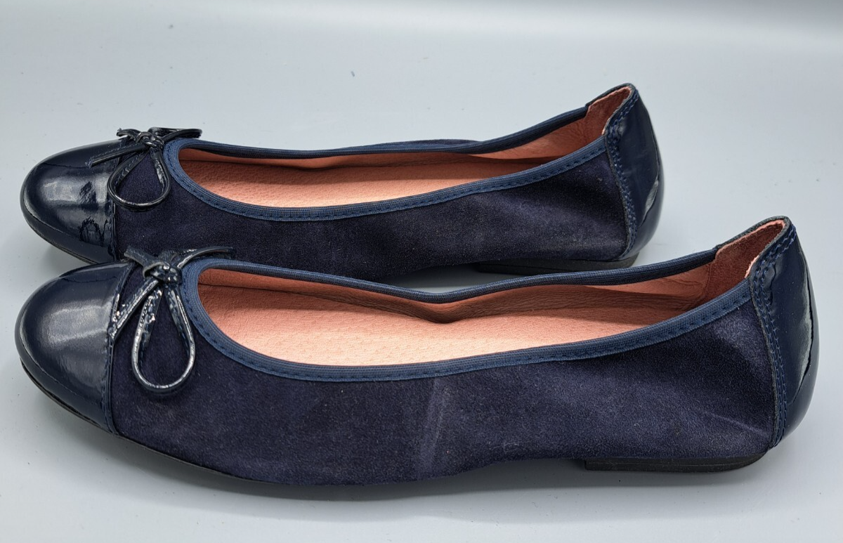 JOLANA & FENENA Damen Ballerinas Dunkelblau Leder Lack Schleife Schuhe G2