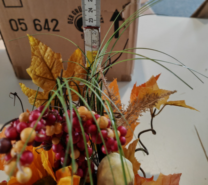 Herbstgesteck Sonnenblumen Kunstblumen Kürbis Beeren Tischdeko Herbst 23 cm D10