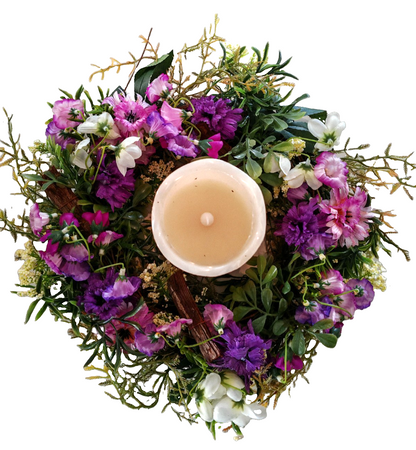 Frühling Tischkranz 34 cm Kunstblumen Lila Weiß mit LED Kerze Dekokranz E6