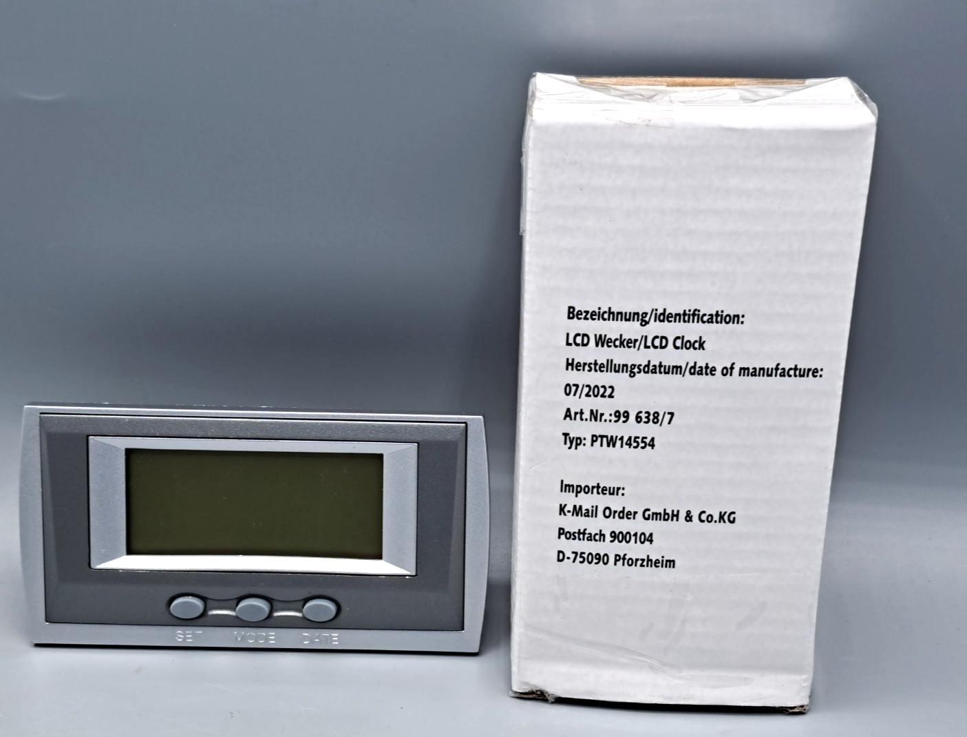 LCD Wecker PTW14554 kompakt Digitalwecker Uhr Alarm Tischwecker LCD