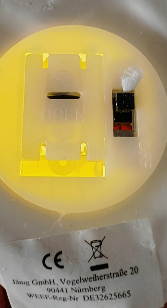 LED Engel Figur mit Rose Keramik 10 cm beleuchtet Schutzengel Deko B3
