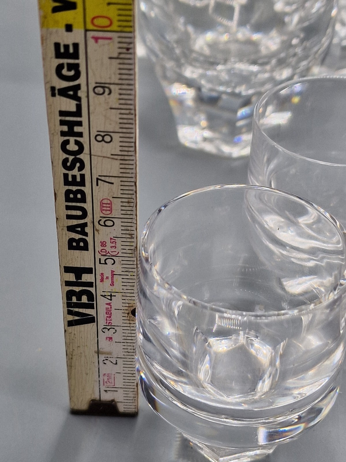 Antiquitäten Gläser 12x Schnapsläser 17x Wassergläser Sammlerstücke