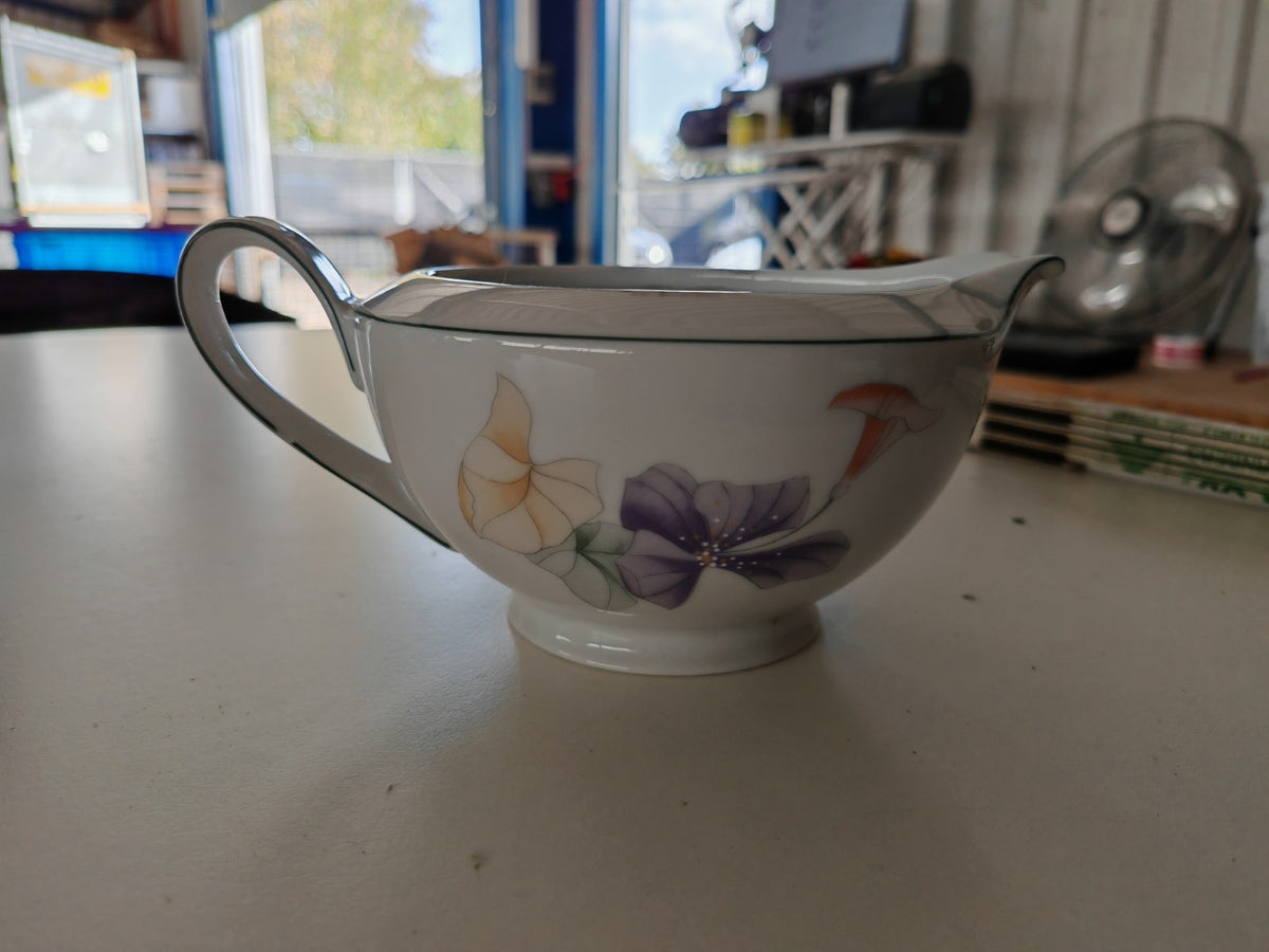 Schirnding Bavaria Frühlingsblumenfest Sauciere Porzellan Blumendekor A6