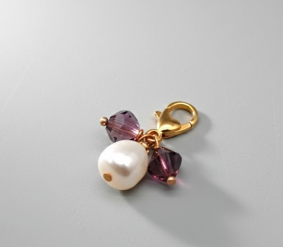 Ines de la Fressange Anhänger Schmuck Elegant Damen Accessoire