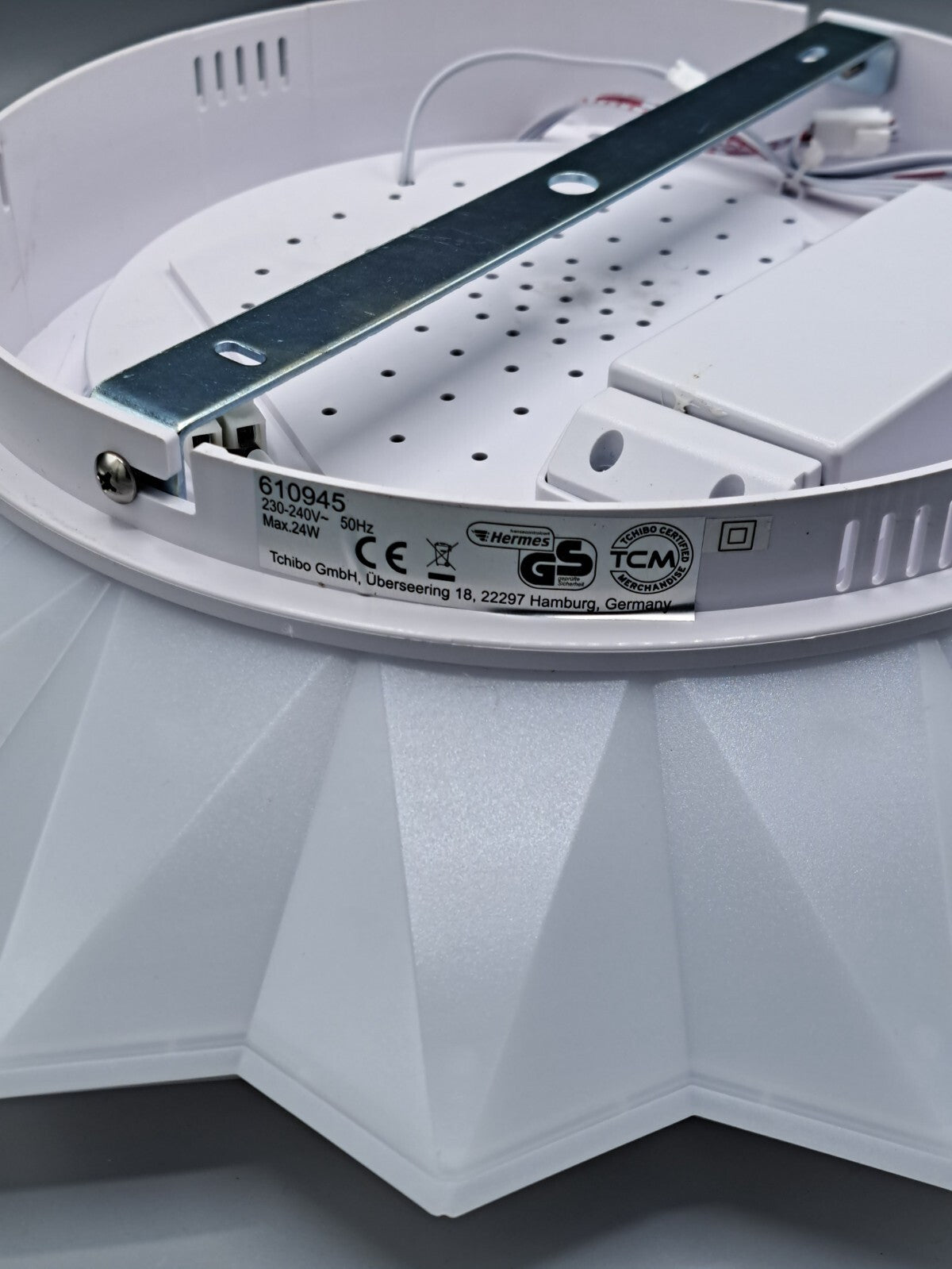 Tchibo TCM LED Decken- & Wandleuchte RGB Farbwechsel mit Fernbedienung