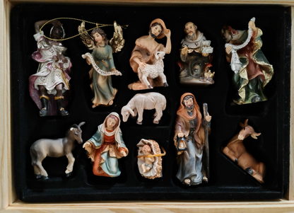 Krippenfiguren Set Linda 11-teilig Weihnachtskrippe Figuren Holzbox E7