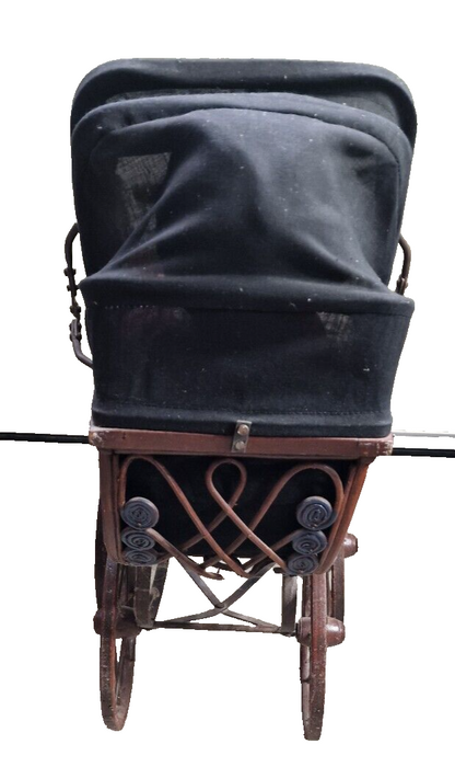 Sammlerpuppe Junge mit Puppenwagen Nostalgie Porzellanpuppe 2 Teddybären