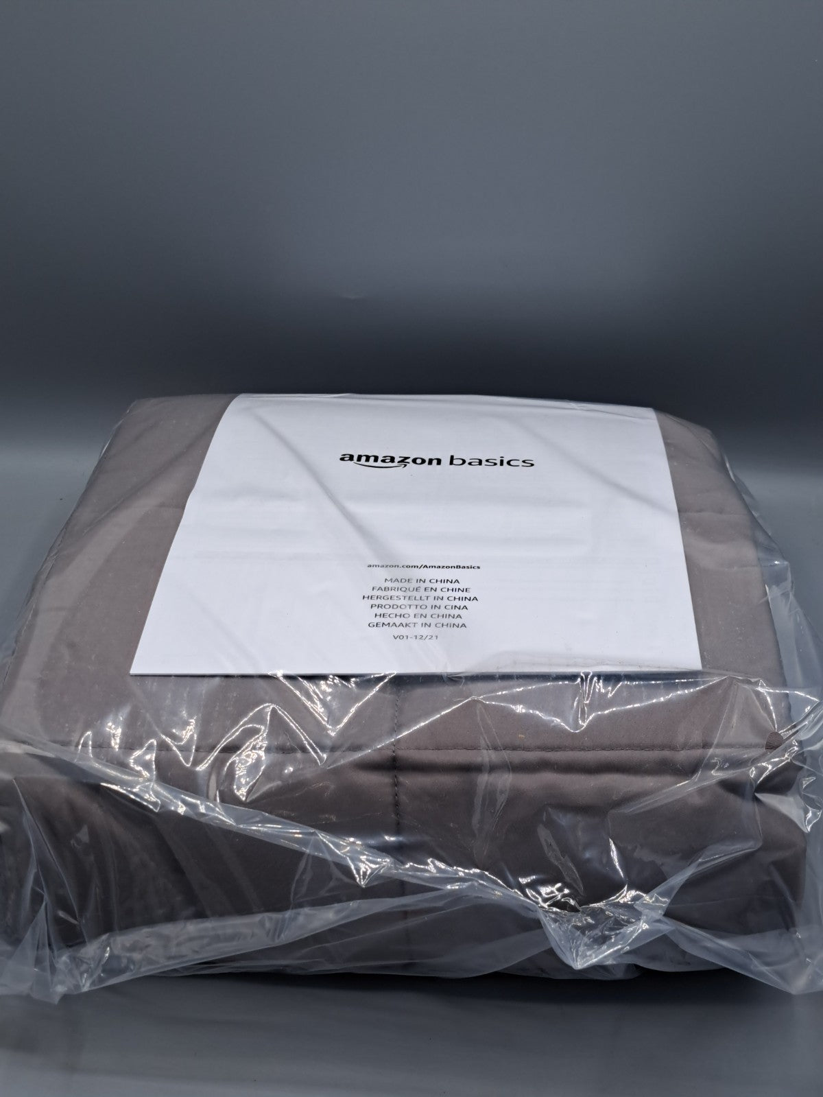 Amazon Basics, Gewichtsdecke, 1,36 kg, 91,4x121,9 cm, Grau