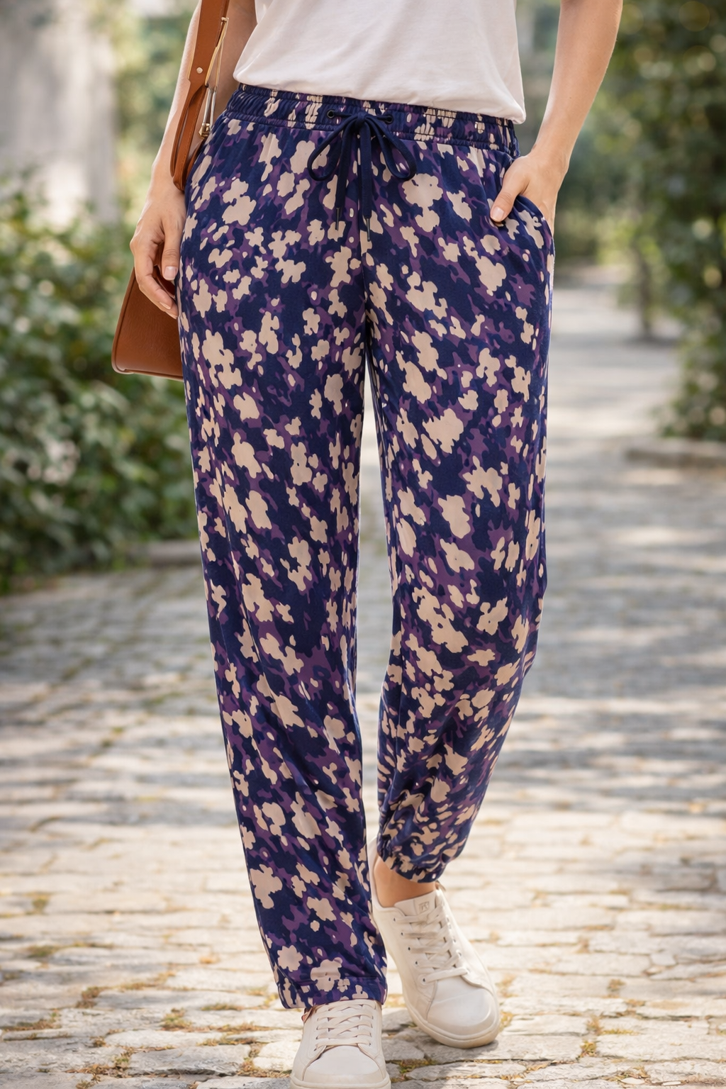 Lyla Damen Loungehose Jogginghose Lila gemustert Sweat-Qualität