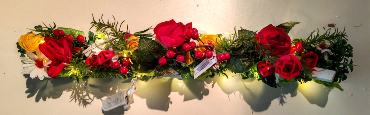 LED Tischgirlande 50 cm Rosen Marienkäfer Kunstblumen Tischdeko Lichterkette E7