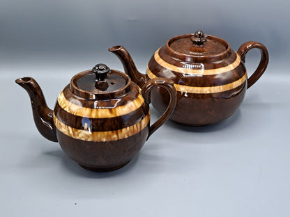 2 Porzellan Teekannen, Antiquität aus England