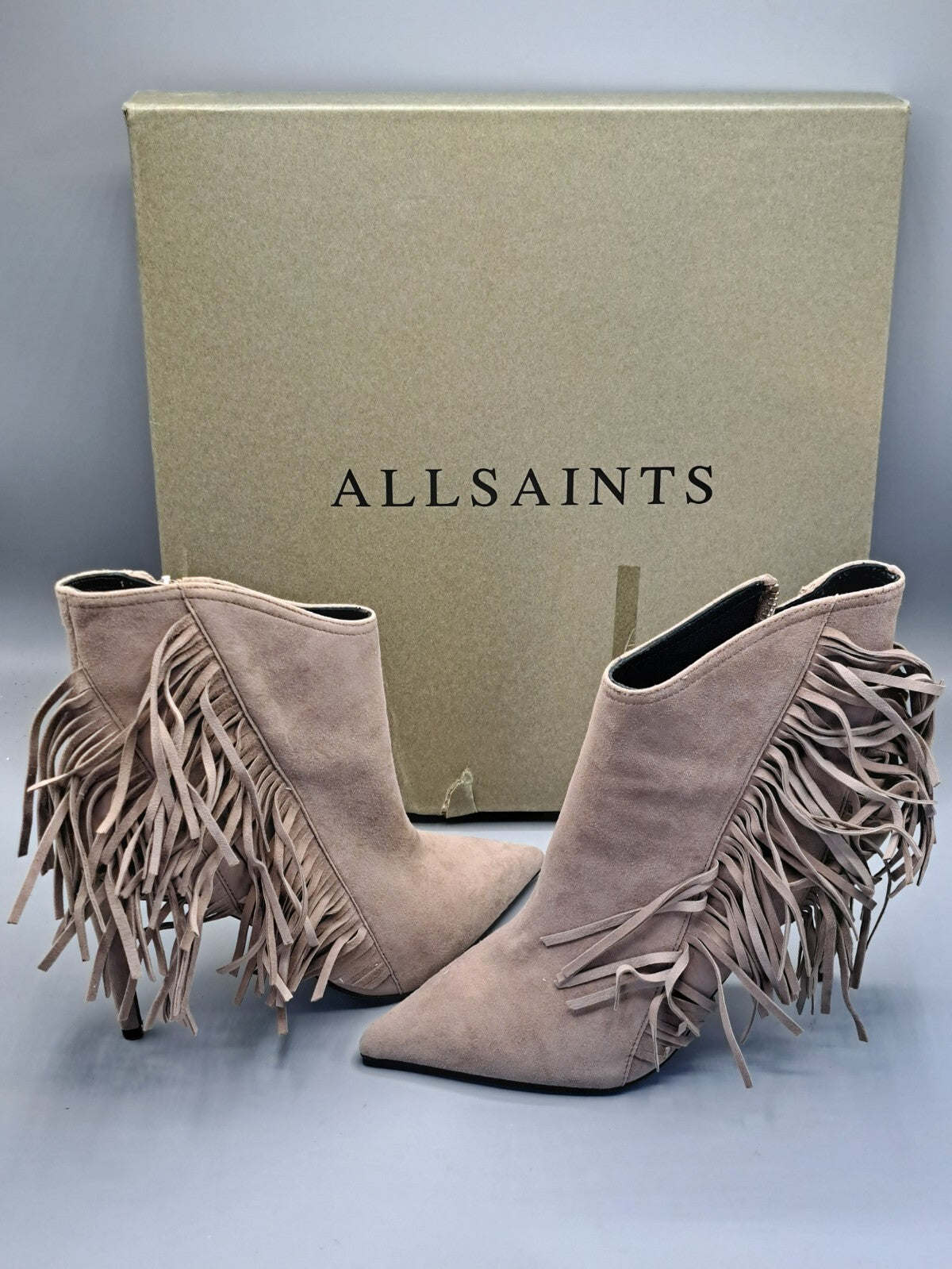 AllSaints Izzy Damen Stiefeletten Wildleder Taupe Fransen High Heel Gr. 38 G1