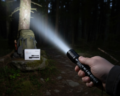 Xperitus BeastLite LED Taschenlampe 1330 Lumen Torch stark Outdoor