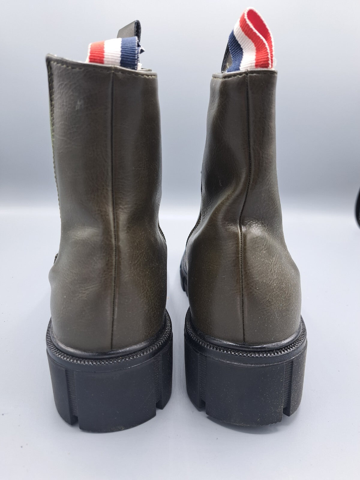 MyToys Damen Boots Gr. 40 – modische Stiefel Schuhe