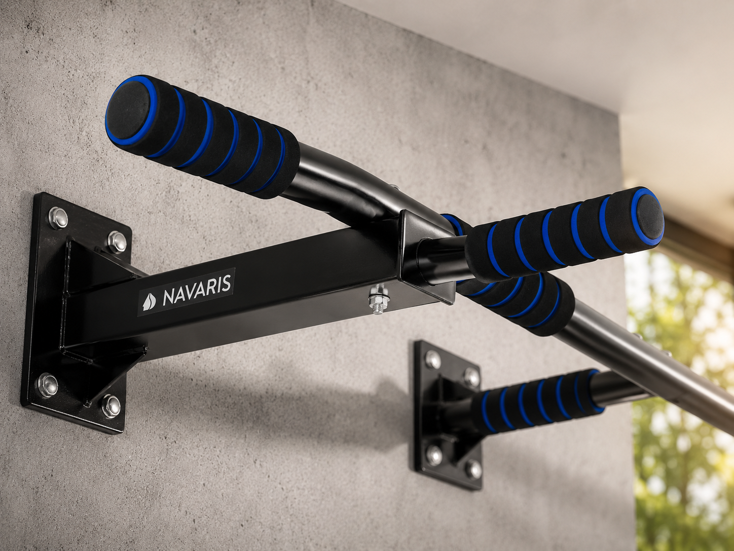 Navaris Klimmzugstange Wandmontage Edelstahl Pull Up Bar bis 150kg Fitness E