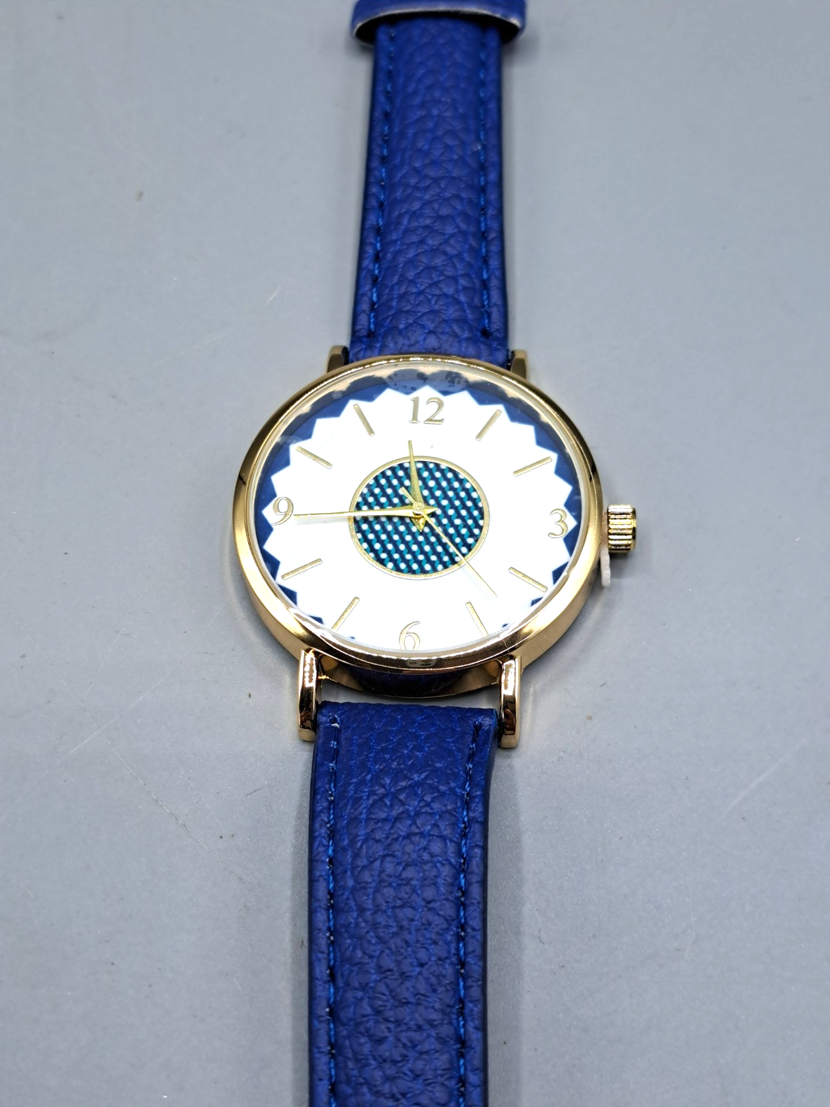 K-Mail Order Armbanduhr, Blau