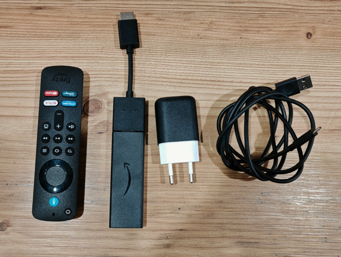 Amazon Fire TV Stick HD Streaming Stick mit Alexa Fernbedienung WLAN HDMI A9