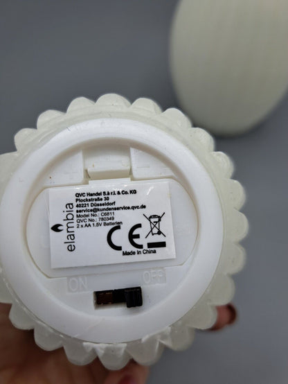 ELAMBIA 2 LED-Kerzen Fassform Flamme Luma Timer, H. 10 & 15cm weiß S7