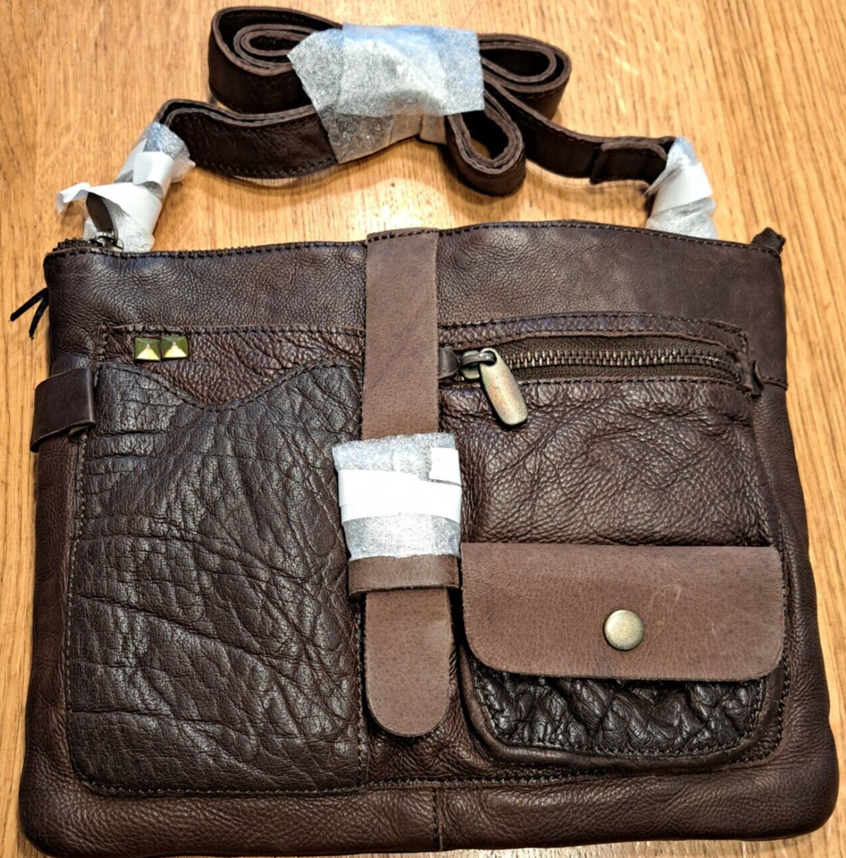 DESIDERIUS Basic Hortus Umhängetasche Dark Brown Rindsleder Echtleder Braun H2