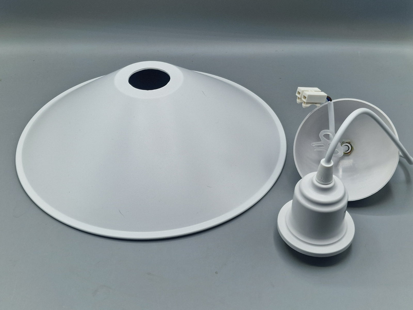 Lux.pro Pendant Hängeleuchte 30x30x10 cm Deckenlampe Modern Beleuchtung