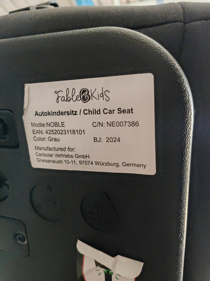 Fable Kids Noble Autokindersitz Grau mit Station Babysitz Kinder Auto